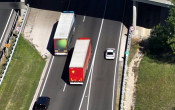 Kamionosokat ellenőriztek az M7-es autópálya somogyi szakaszán
