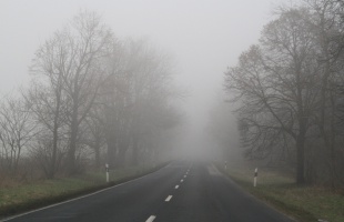 Elsőfokú figyelmeztetést adott ki a meteorológia a köd miatt