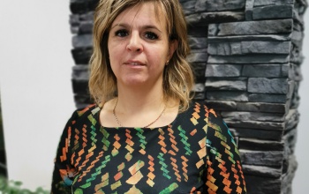 A mosolya és a munkabírása a védjegye