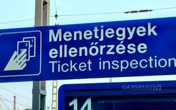Busz, kocsi vagy vonat: mivel éri meg utazni?