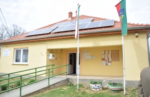 Napenergiával fűtenek Kaposhomokon