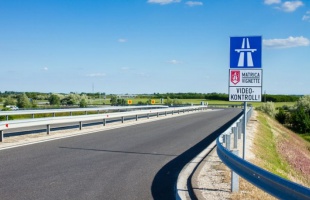 Kiderült, hogy mennyibe fog kerülni jövőre az autópálya-matrica