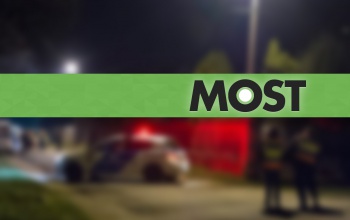 Baleset Szenna és Bárdudvarnok között - kidőlt egy villanyoszlop