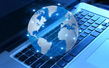 Program a fiatalok tudatos internethasználatáért