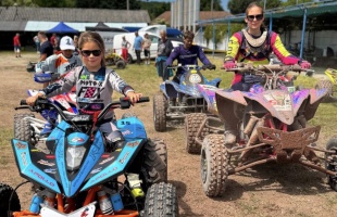 Miskolcon nyertek quad versenyeket a Mohácsi lányok