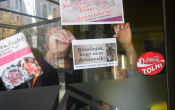 Füsttilalom: csillapodnak a kedélyek