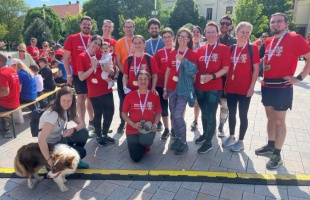 66 kilométert futottak a legkisebbekért – kaposvári orvosok is futottak a koraszülöttekért