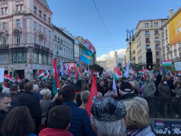 Októberi napsütésben