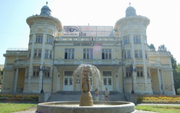 Színházjegy cafeteriakeretből