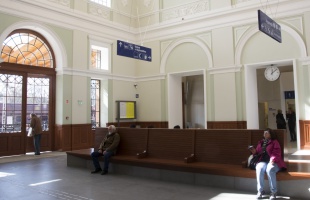 A hétvégi óraátállítás az éjszakai belföldi és nemzetközi vonatokat érinti