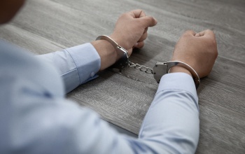 2 nőt és 3 férfit tartóztattak le költségvetési csalás miatt