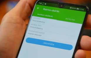 Hódít az online vásárlás az autópálya-matricák esetében is