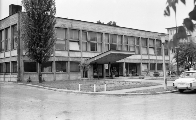 Hatvanéves a megyei könyvtár épülete