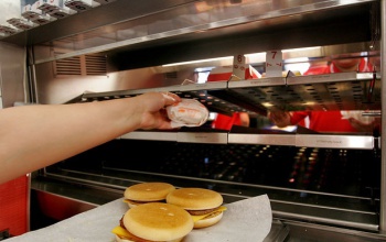 A “JÖVŐ ÉLMÉNYÉVEL” ÉRKEZIK AZ ÚJ KAPOSVÁRI MCDONALD’S ÉTTEREM