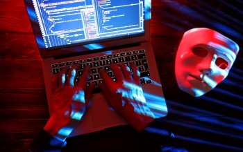 Interneten szedte áldozatait a jegyüzér