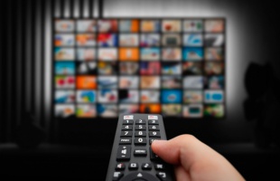 Három népszerű tévécsatorna tűnik el a magyar kínálatból