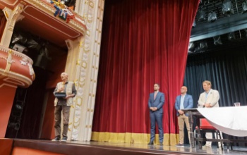 Díjeső és évadzáró ülés a Csikyben