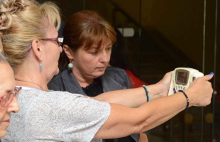 Szűrővizsgálatokat tartottak a Szív Világnapján a Somogy Megyei Kormányhivatalban