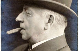 Összetörték Ferenc Jóska szobrát (Kaposvár 1905-ben)