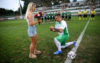 Lánykérés és döntetlen a Rákóczi meccsén