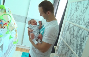 Ő az első baba, aki a megújult szülészeten született