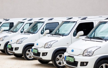 Tízezernél több elektromos gépkocsival zöldíthetik flottáikat a hazai cégek