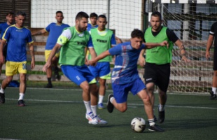 Három mérkőzés után is hibátlan a Liberi és a One Beer a városi kispályás focibajnokságban