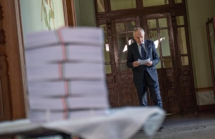 Szita Károly ismét kikéri a kaposváriak véleményét