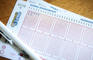 Elvitték minden idők legnagyobb Skandináv lottó nyereményét: közel 800 millió forint volt a tét