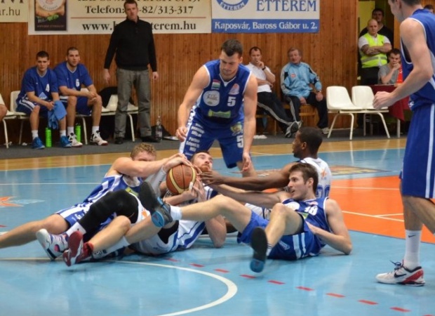 KKK, az utolsó alapszakasz-meccsen