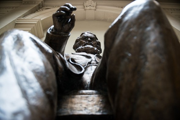 Marx végleg eltávozott