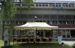 Könyves Vasárnap a megyei könyvtárban