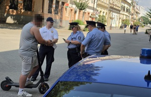 Véget ért a türelmi idő: 20 ezerre bírságolták a szabálytalan rollereseket