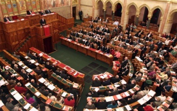 A devizában eladósodottakon segíthetnek