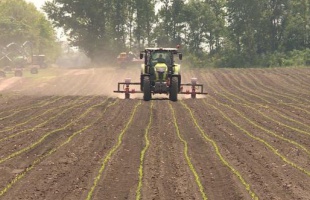 Közös munkában a gazdákkal az agrárium fejlődéséért