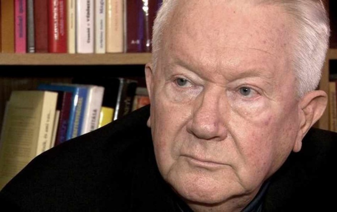 Balás Béla püspök 85 éves