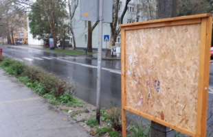 Lejár a határidő a plakátok eltávolítására