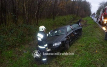 Ketten sérültek meg a szerdai, lábodi balesetben