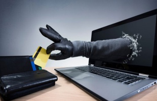 Tavaly legalább 14 ezer online csalás történt