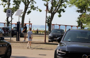 Nem változnak idén sem a parkolási időszakok és díjak Siófokon