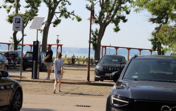 Nem változnak idén sem a parkolási időszakok és díjak Siófokon