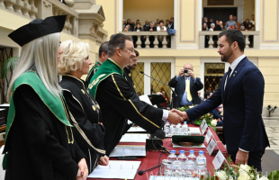 Címzetes egyetemi docensi címet kapott Kapu Tibor