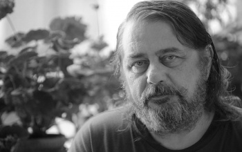 Elhunyt Dinnyés József