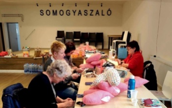 Szívpárnákat és infúziós tarisznyákat kapott a kaposvári kórház