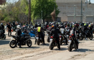 Körbemotorozzák a megyét a Somogyi Motorosok