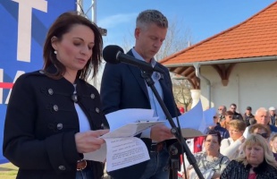 Lőrincz Viktória: „ti nem támogatásból akartok élni…”