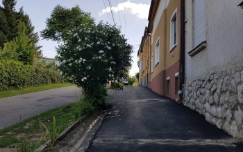 Újabb felújított utakat, járdákat vettek birtokukba a kaposváriak