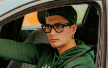 Romániában letiltanák a kezdő sofőröket a nagy teljesítményű autókról