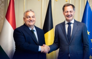 Orbán Viktor hivatalosan is átvette az EU-elnökséget