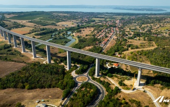 Korábban végeztek a Kőröshegyi völgyhíd sarucseréjével